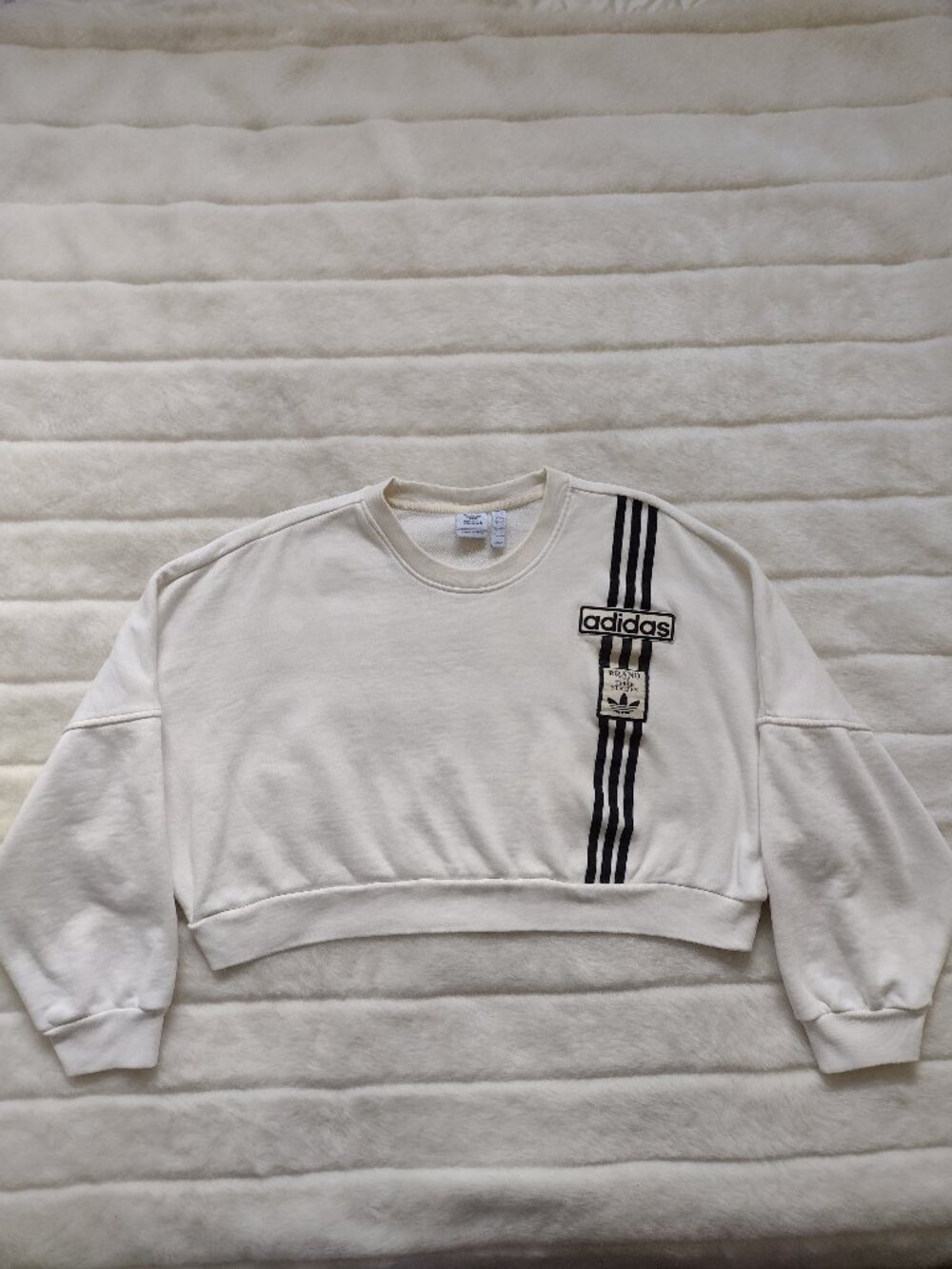 Adidas Women's Crop Sweatshirt Cream Large